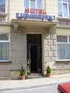 hotel_img